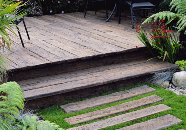 Weathered-Oak-with-stepping-boards1