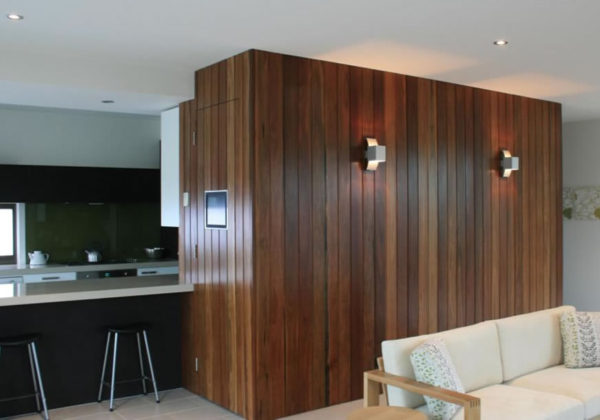 newport-cladding-spotted-gum-internal-feature1