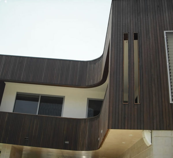 Newport-Cladding-Spotted-Gum-coated-in-Black-Ash-Gold-Coast