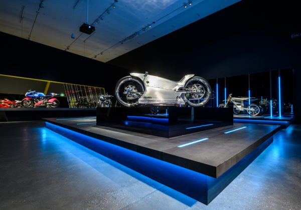 防病毒黑色抛光