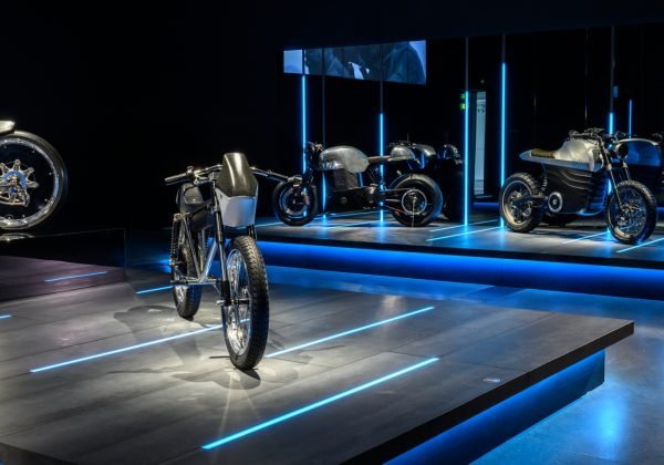 防病毒黑色抛光