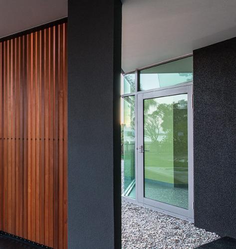 8515年_fa_cropped - 567 x600